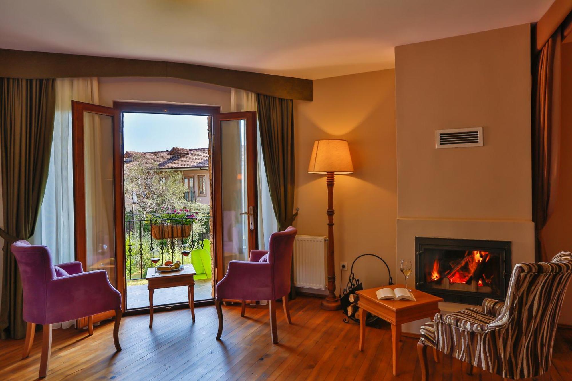 Palace Hotel Olive Odore Küçükkuyu Exteriör bild