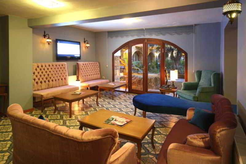 Palace Hotel Olive Odore Küçükkuyu Exteriör bild